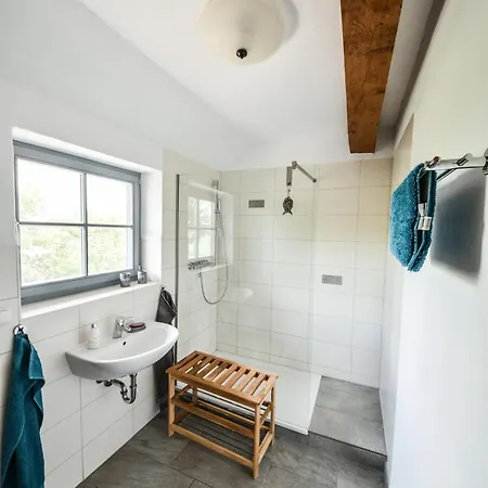 Dreiurtshof Apartment *