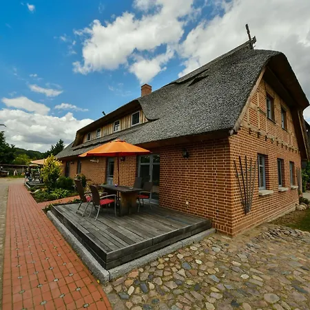 Dreiurtshof *